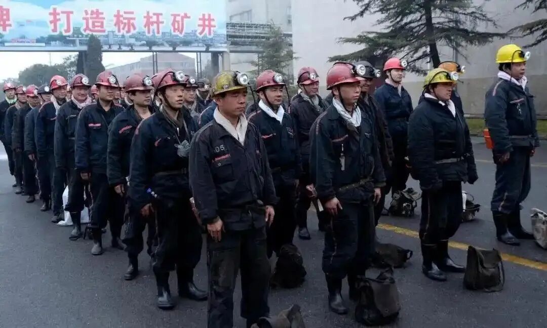 一个河南煤企，在屋顶上悄悄干了一件大事